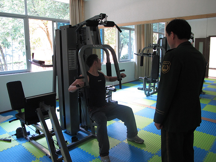 室内健身器材,单位健身器材,健身器材十大品牌-广西球王会体育健身器材有限公司